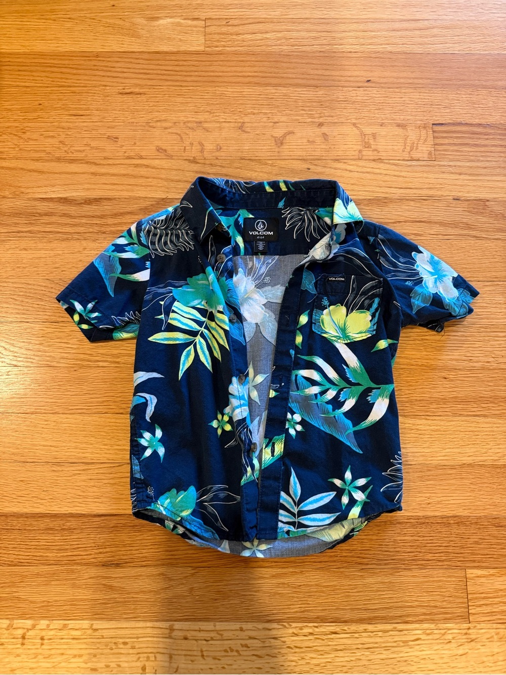 Volcom Navy Tropical Floral Short Sleeve Button-Down